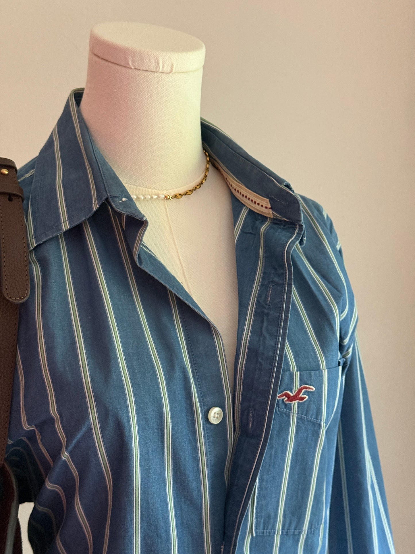 100% cotton Hollister dress shirt